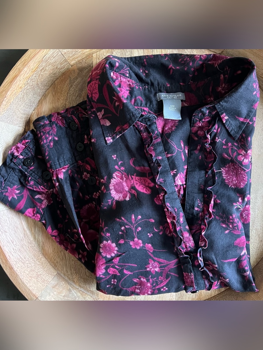 Ann Taylor Vintage Y2K Ruffle Front Button Down Blouse Women’s SZ 10P Black Pink